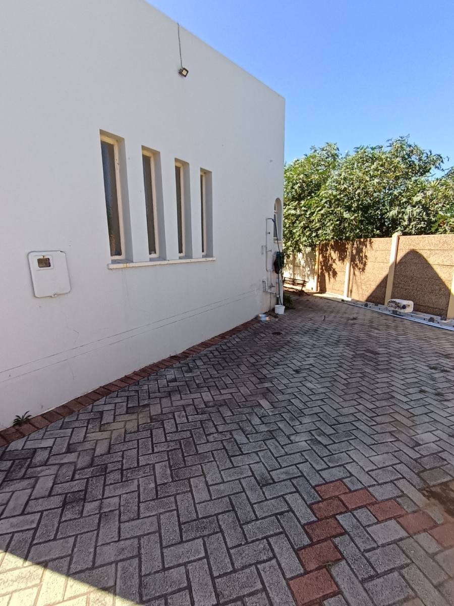 3 Bedroom Property for Sale in Aston Bay Eastern Cape